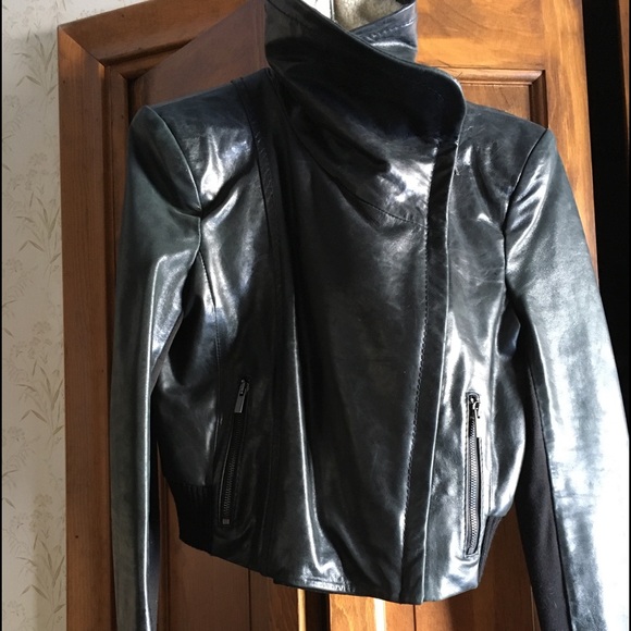 BCBG Black Leather Bomber Jacket with Sherpa Shearling Collar small - Picture 3 of 14